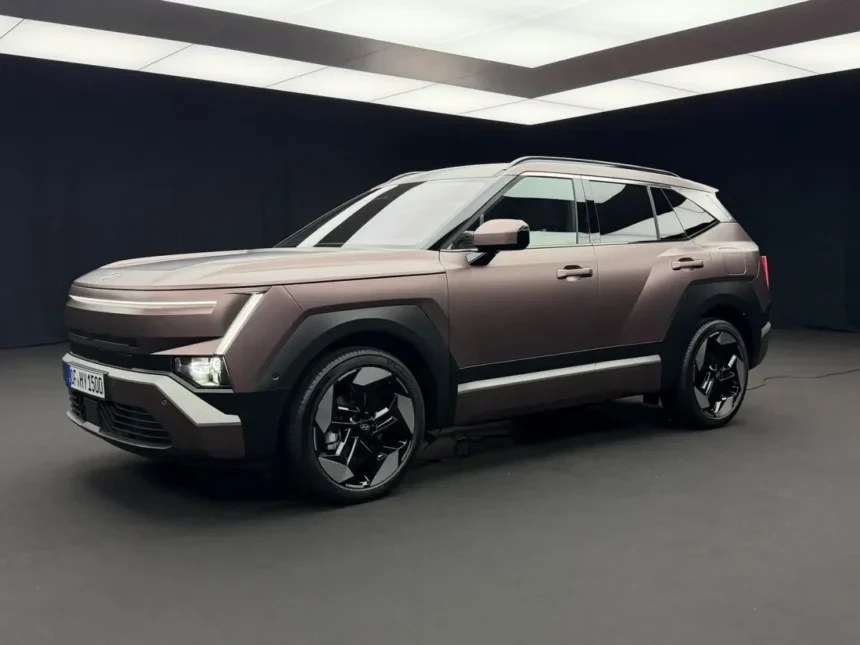 Новий Hyundai Tucson показали офіційно: більший кузов, екран на 17 дюймів і гібрид на 292 к.с. Коли чекати в Україні